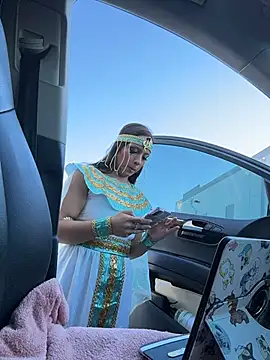 Mrs MrLove online show from 10-30-25, 10:39