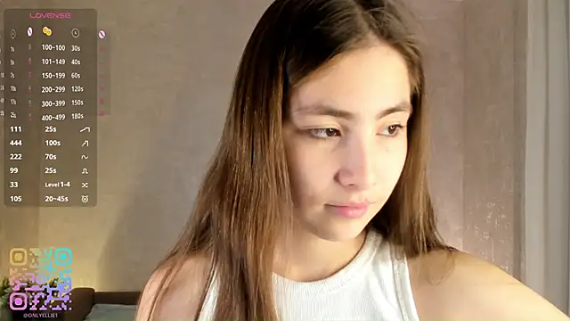 LynetteDanley online show from 10-26-25, 03:34