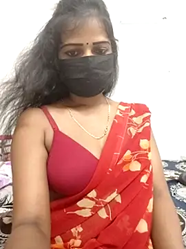 Snapshot of Misss-julli chatting on 09-12-25, 05:45 Misss-julli online show from 09-12-25, 05:45