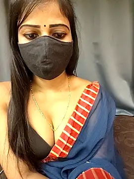 Misss-julli online show from 12-20-25, 11:35