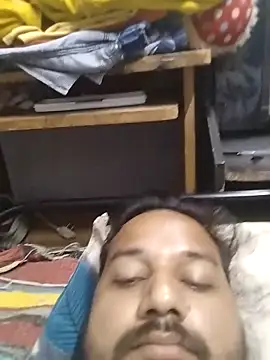 Snapshot of sumit_19 chatting on 10-13-25, 05:25 sumit 19 online show from 10-13-25, 05:25