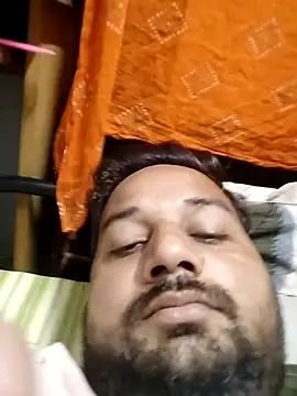 Snapshot of sumit_19 chatting on 10-05-25, 05:03 sumit 19 online show from 10-05-25, 05:03