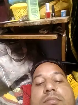 Snapshot of sumit_19 chatting on 10-23-25, 04:16 sumit 19 online show from 10-23-25, 04:16