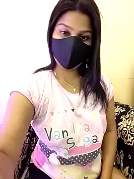 hoty sonali online show from 10-18-25, 05:59