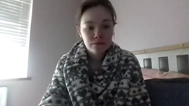 Snapshot of SexyKatiex chatting on 06-12-26, 03:10 SexyKatiex online show from 06-12-26, 03:10
