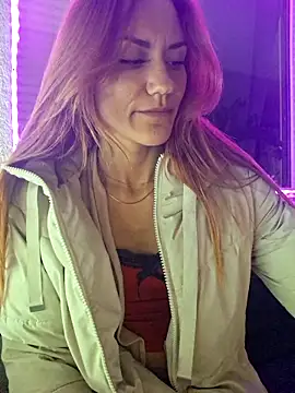 Snapshot of SlimBellaa chatting on 11-11-25, 11:20 SlimBellaa online show from 11-11-25, 11:20