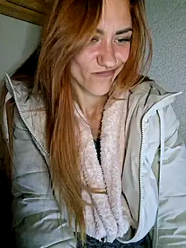 Snapshot of SlimBellaa chatting on 09-26-25, 09:10 SlimBellaa online show from 09-26-25, 09:10