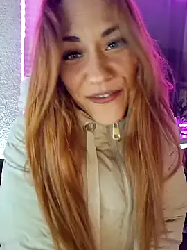 Snapshot of SlimBellaa chatting on 01-05-26, 10:13 SlimBellaa online show from 01-05-26, 10:13