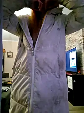 Snapshot of SlimBellaa chatting on 11-29-25, 09:26 SlimBellaa online show from 11-29-25, 09:26