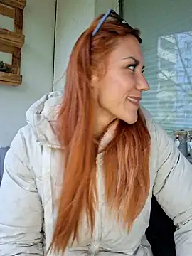 Snapshot of SlimBellaa chatting on 10-26-25, 02:17 SlimBellaa online show from 10-26-25, 02:17