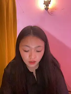 Julia-Elsa online show from 09-28-25, 04:03