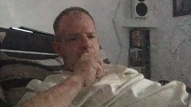 Micha40Moni45 online show from 05-12-26, 06:03