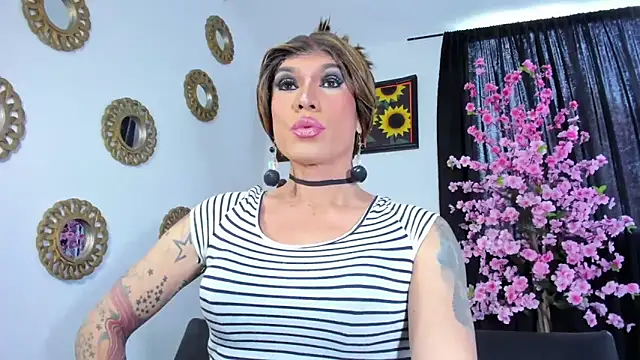 JessiicaExoticX1 online show from 06-21-26, 05:41