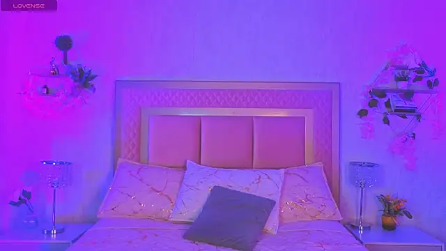 AlanaOdison online show from 09-12-25, 08:41