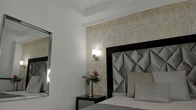 Layla Mackenzie online show from 09-19-25, 02:59