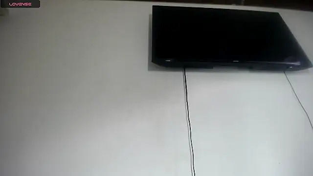 Snapshot of Foxy_Lovex chatting on 04-30-26, 04:58 Foxy Lovex online show from 04-30-26, 04:58
