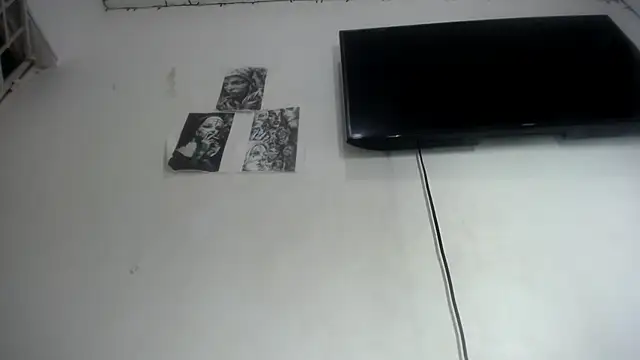 Snapshot of Foxy_Lovex chatting on 10-08-25, 10:10 Foxy Lovex online show from 10-08-25, 10:10