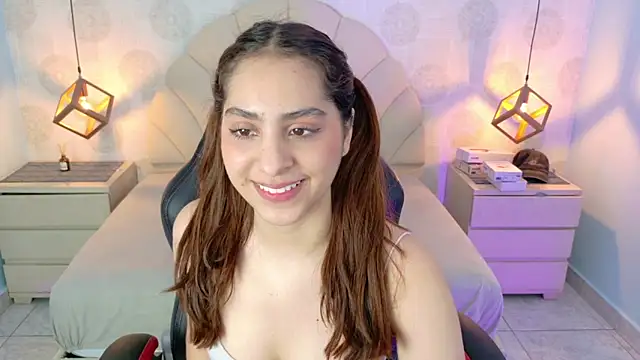 AIXATRISTA1 online show from 11-06-25, 07:51