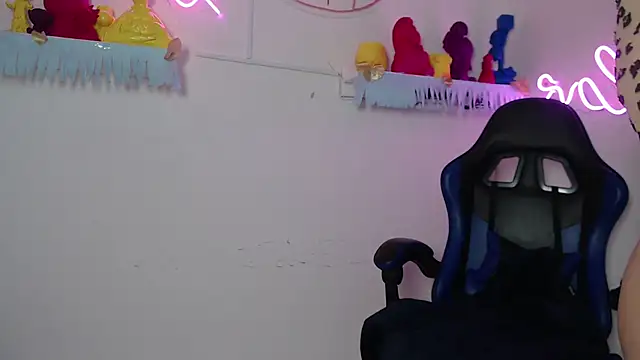 lycoris 19 online show from 11-24-25, 08:53