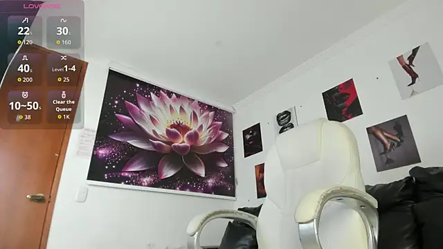 lycoris 19 online show from 11-10-25, 08:58