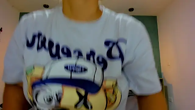 Snapshot of Heidy_milf chatting on 09-28-25, 12:23 Heidy milf online show from 09-28-25, 12:23