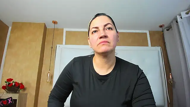 Heidy milf online show from 06-10-26, 08:54