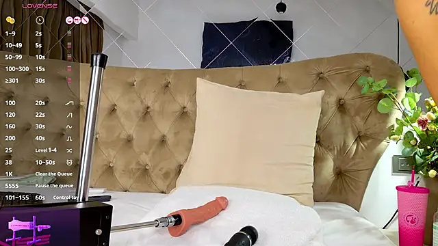 TiffanyWestX online show from 10-07-25, 03:07