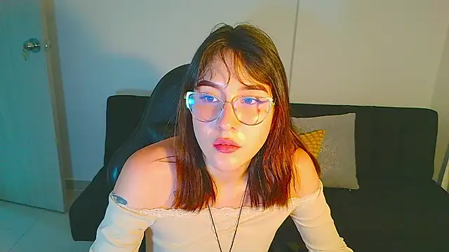 Yulienneg online show from 02-25-26, 12:00