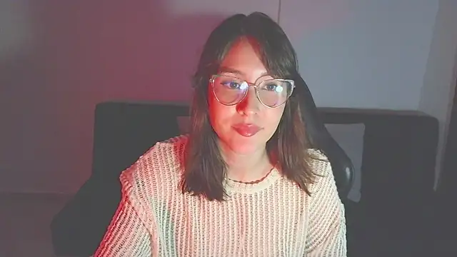 Yulienneg online show from 04-30-26, 12:50