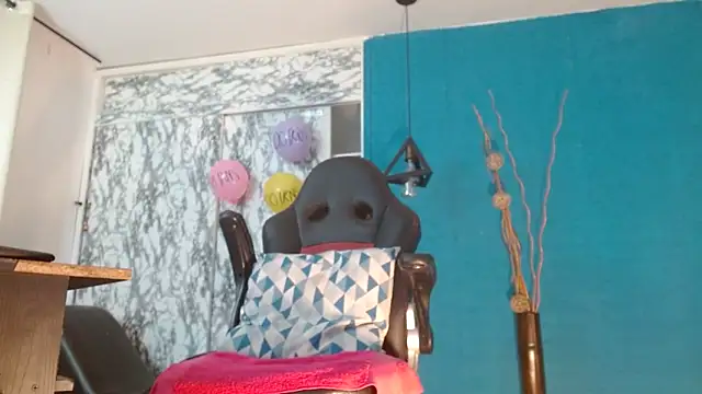 hanna mooreee online show from 04-09-26, 07:09