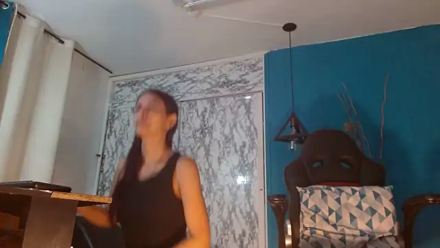 hanna mooreee online show from 03-21-26, 07:07