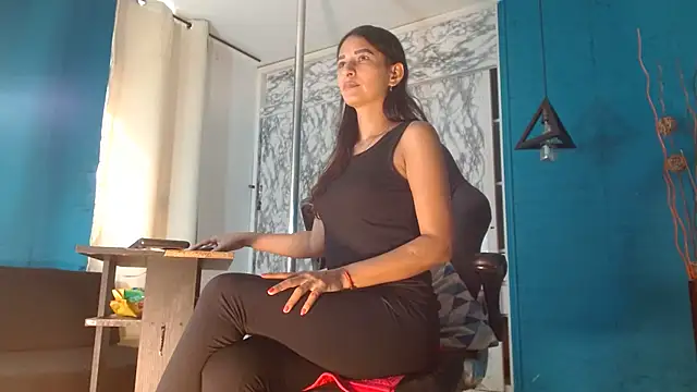 hanna mooreee online show from 09-21-25, 06:57