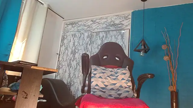 hanna mooreee online show from 02-26-26, 07:03