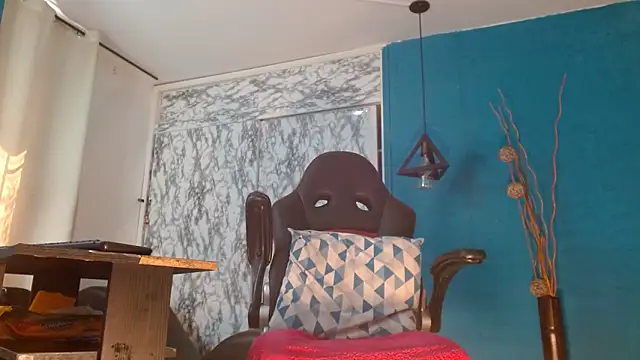 hanna mooreee online show from 03-26-26, 07:01