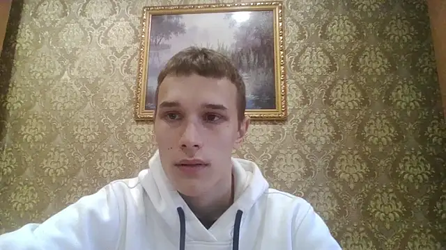 Snapshot of your___honeyy chatting on 09-27-25, 10:54 your   honeyy online show from 09-27-25, 10:54