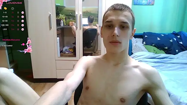 your   honeyy online show from 04-11-26, 07:05