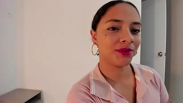 Angellit Afrodita  online show from 12-15-25, 11:27