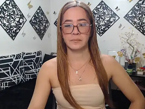 Snapshot of TheMISTRESSx69 chatting on 05-26-26, 11:08 TheMISTRESSx69 online show from 05-26-26, 11:08