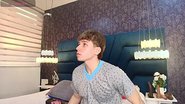 TaylerWhite online show from 01-18-26, 12:30