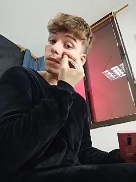 TaylerWhite online show from 11-16-25, 12:32