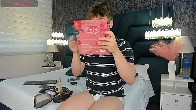 TaylerWhite online show from 06-29-26, 11:54