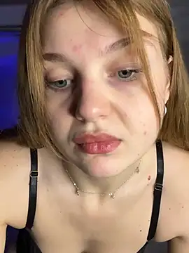 Snapshot of Emaline_Fane chatting on 05-29-26, 06:36 Emaline Fane online show from 05-29-26, 06:36