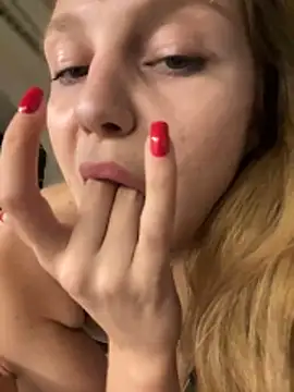 Emaline Fane online show from 10-29-25, 07:35