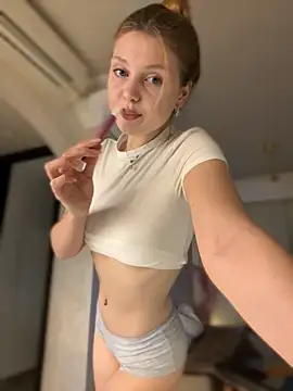 Emaline Fane online show from 12-02-25, 06:31