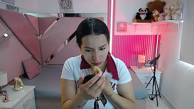 Mia garcia28 online show from 06-04-26, 01:38