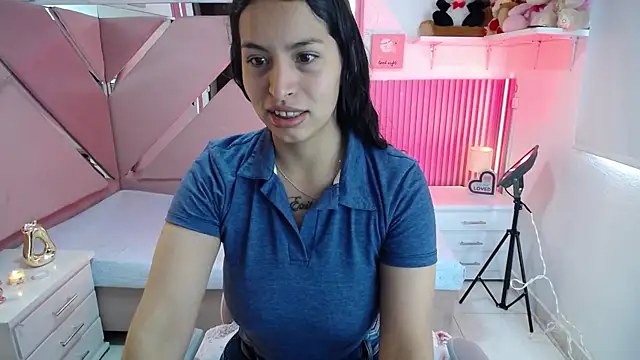 Mia garcia28 online show from 05-11-26, 01:12