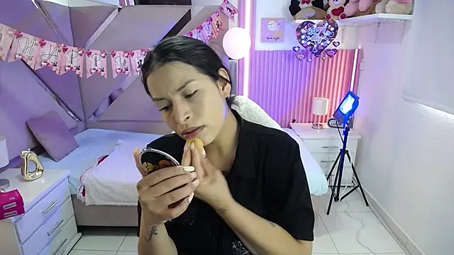 Mia garcia28 online show from 02-23-26, 07:58