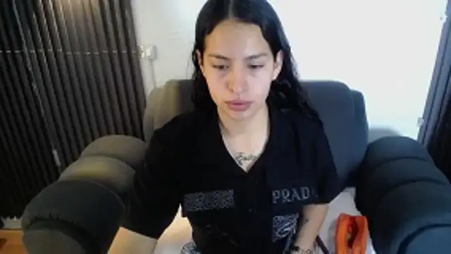 Mia garcia28 online show from 05-15-26, 01:31