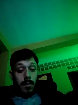 Snapshot of Miksa31 chatting on 09-18-25, 01:08 Miksa31 online show from 09-18-25, 01:08