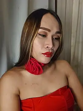 Snapshot of RomanticPearlTS chatting on 05-11-26, 12:45 RomanticPearlTS online show from 05-11-26, 12:45
